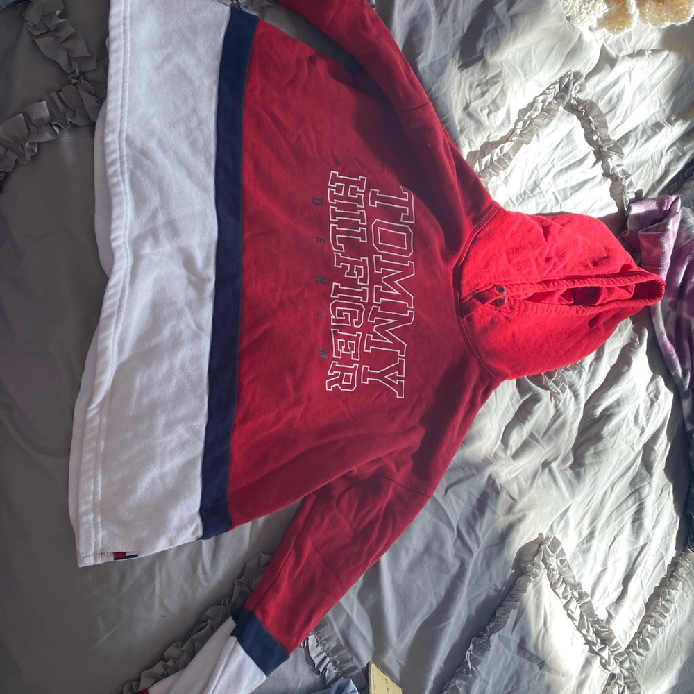 tommy Hilfiger cropped hoodie